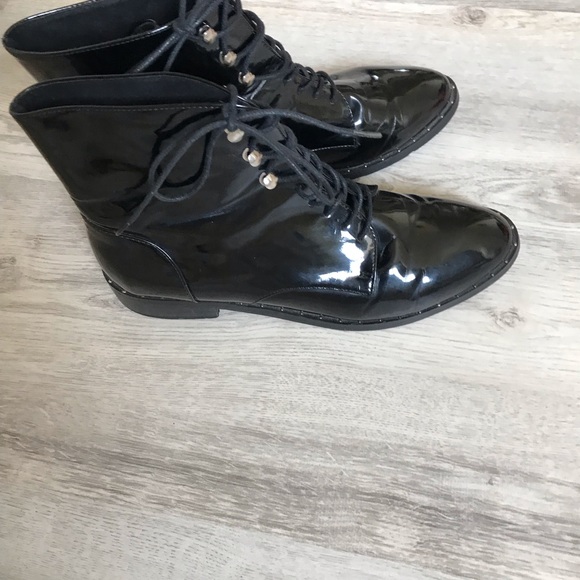Corina Black Patent Leather booties, Sz 40=US 9-9.5 - Picture 4 of 8